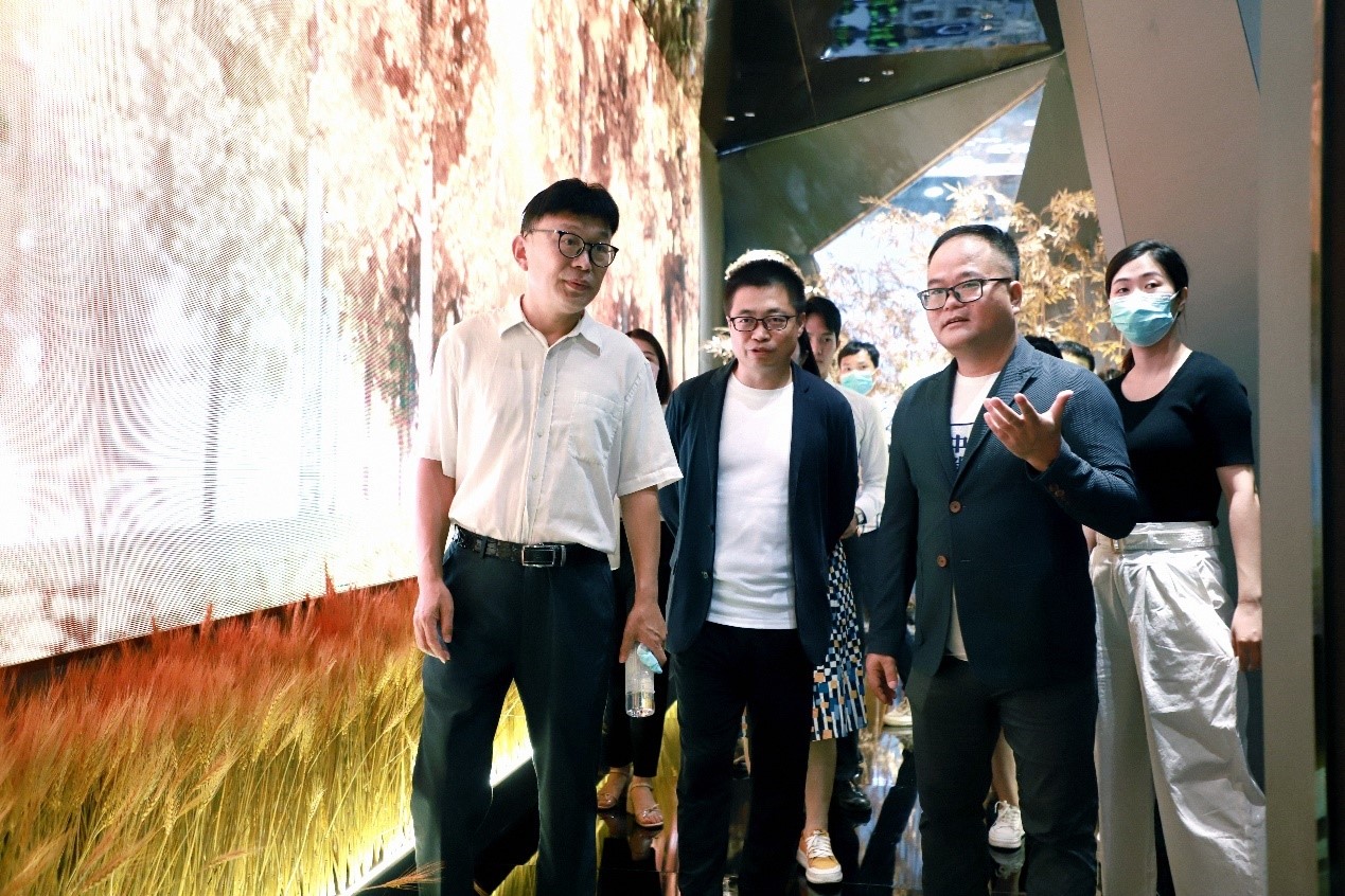 标定生活新高度 | 新标门窗2022品牌战略暨风向馆重磅发布，领航行业升级发展！(图10)