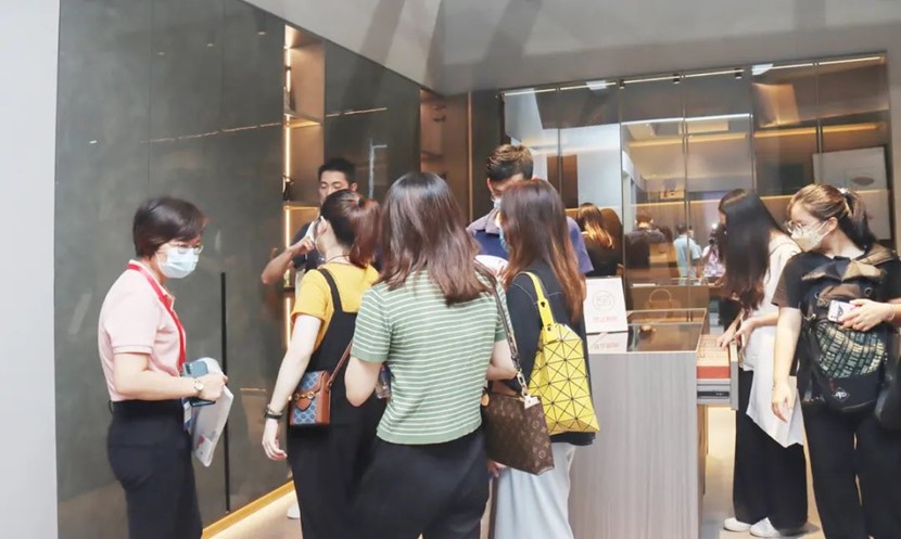 【企业新闻】红苹果登陆广州建博会，RADD高定新品引关注(图3)